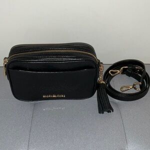 Michael Kors Crossbody Bag